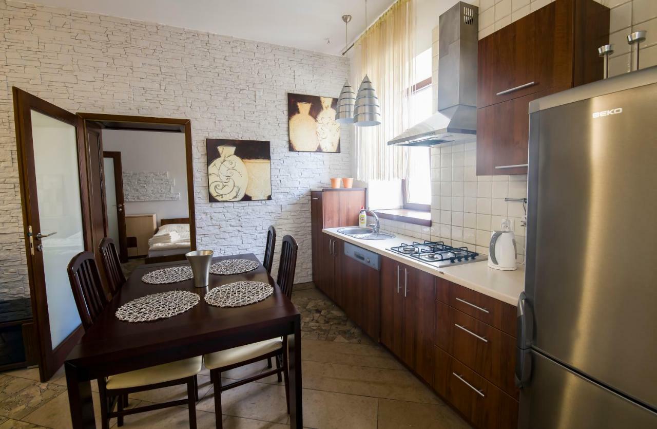 Apartamenty Na Warszawskiej Шерадз Екстериор снимка