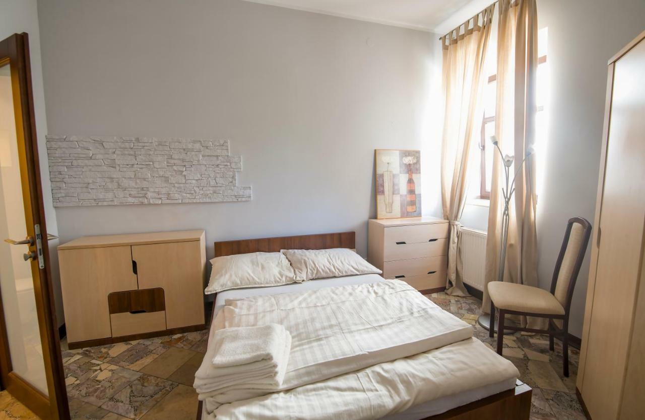 Apartamenty Na Warszawskiej Шерадз Екстериор снимка